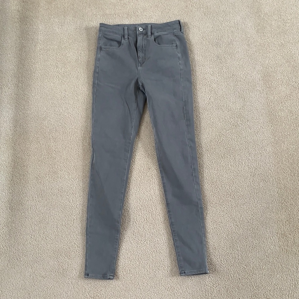 American Eagle Super High Rise Jegging